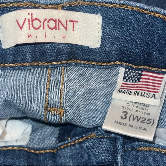 Vibrant m.i.u mid rise distressed skinny jeans - Picture 7 of 7